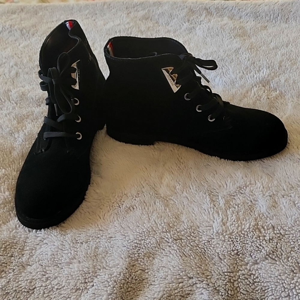 Tommy Boots